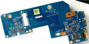 Dell Inspiron 7520 LA-8241P Photo (5).jpg