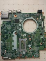 HP 15-P101NIA Quanta Y11A Rev-E UMA Photo (2).jpg